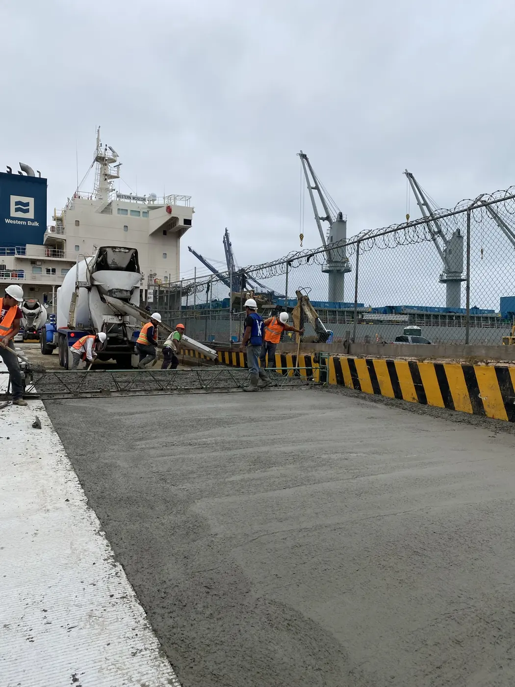 Recinto Portuario, foto 1 de 7